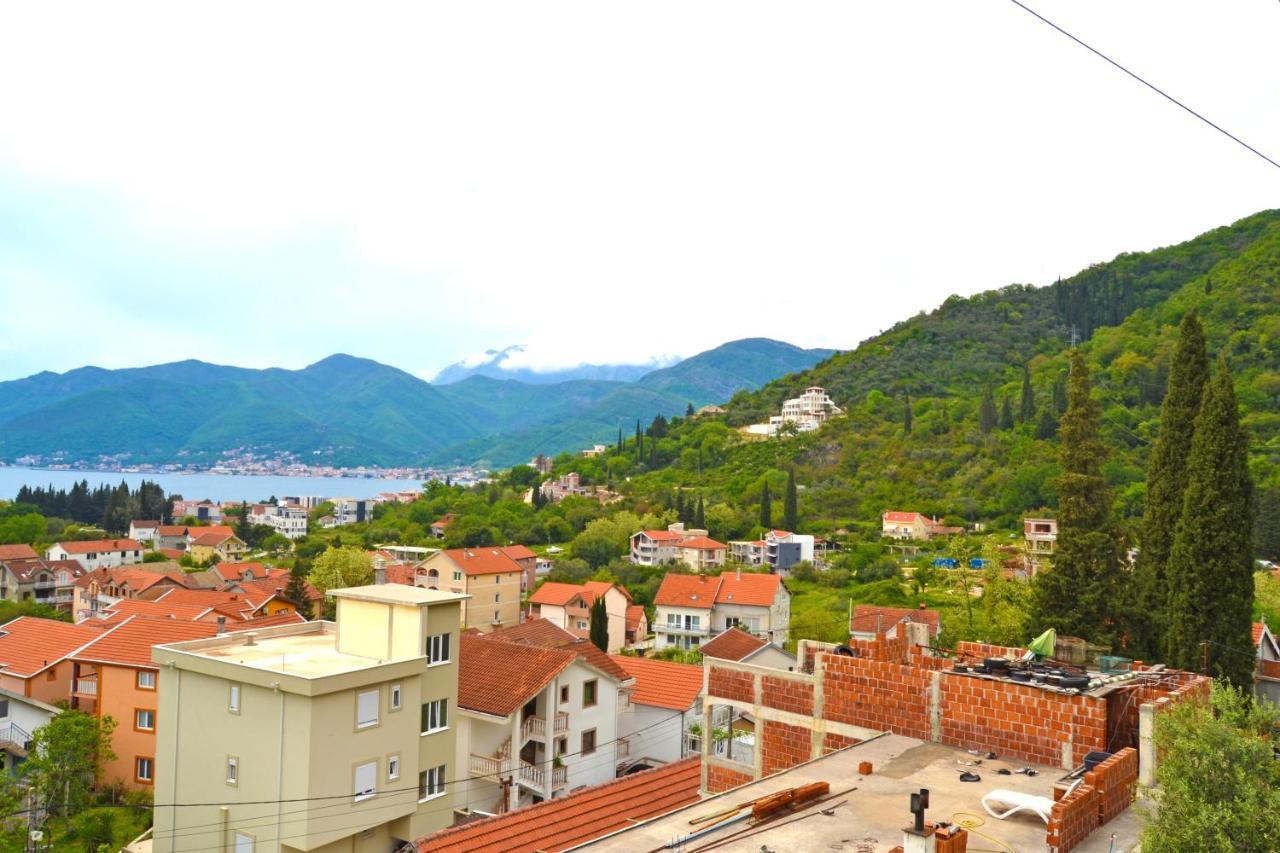 Tivat Apartments Extérieur photo