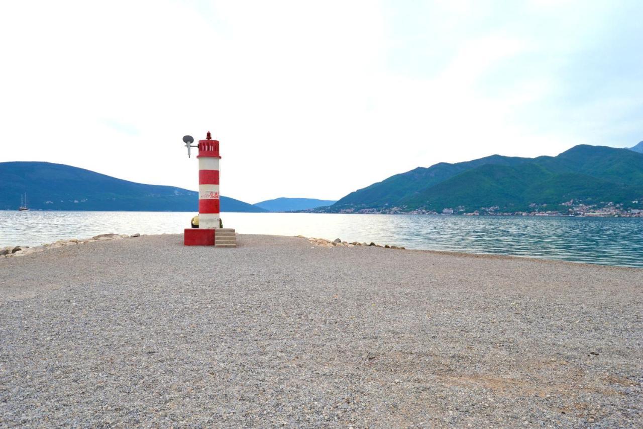 Tivat Apartments Extérieur photo