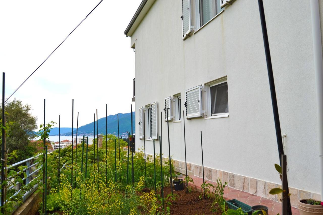 Tivat Apartments Extérieur photo