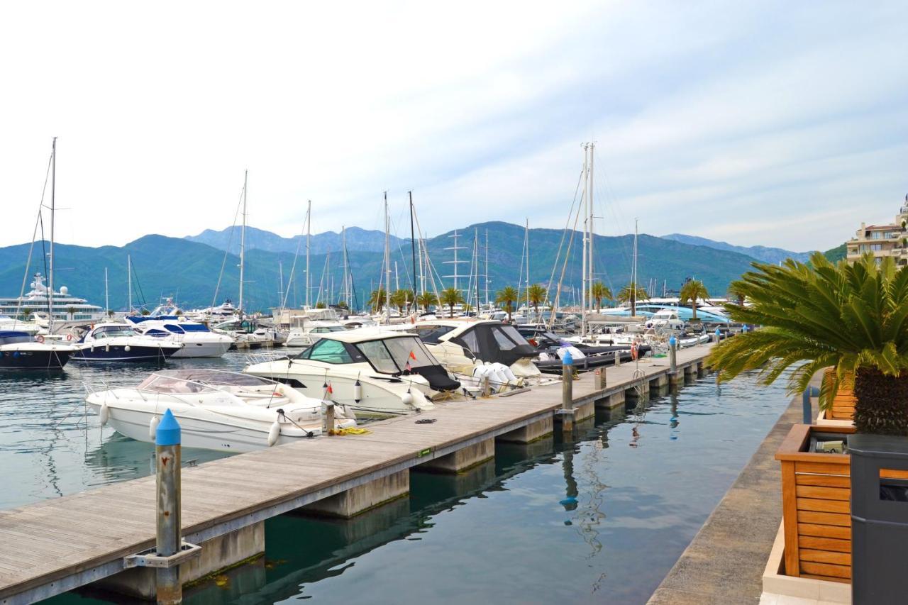 Tivat Apartments Extérieur photo