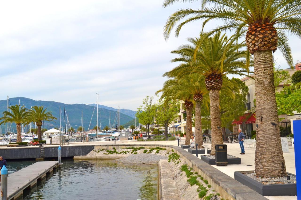 Tivat Apartments Extérieur photo